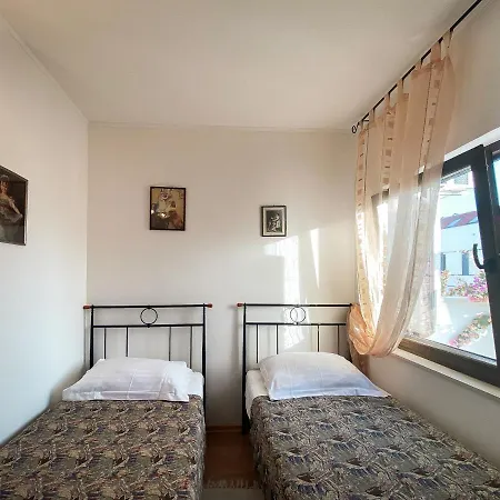 Mare Lägenhetshotell Supetar