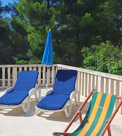 Mare Lägenhetshotell Supetar