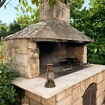 Ξενοδοχείο με διαμερίσματα Mare