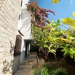 Ξενοδοχείο με διαμερίσματα Mare Supetar